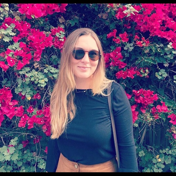 Meet your Posher - Picture 1 of 1